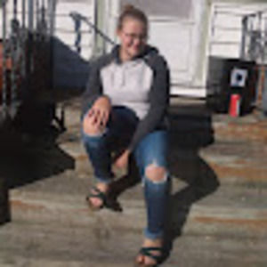 Meet your Posher, Olivia